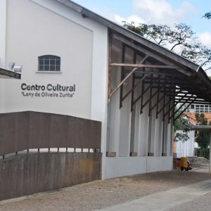Centro Cultural “Leny de Oliveira Zurita”